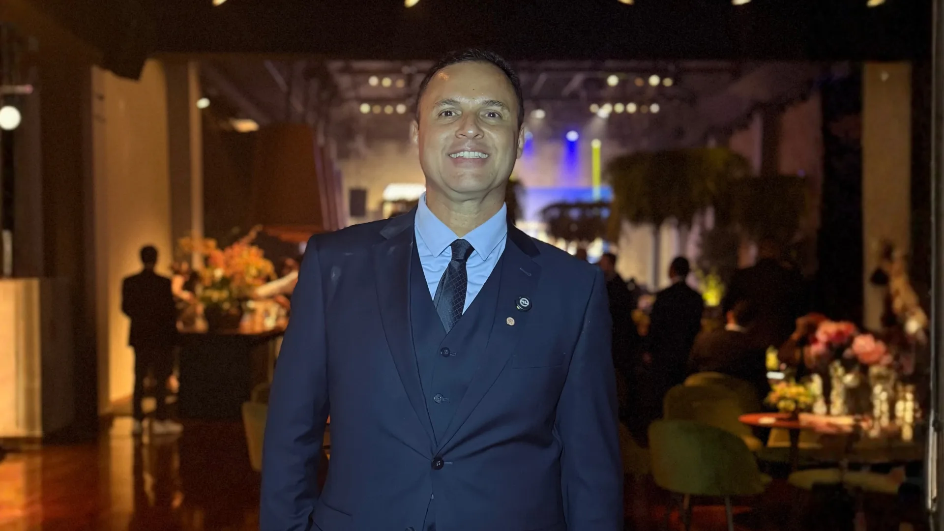 “Essa é a noite que transforma destinos”, afirma Richard Manoel em evento de impacto social