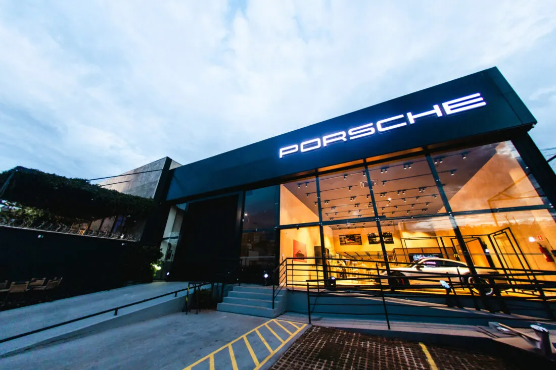 Porsche estreia em Uberlândia com lançamentos e clássicos da marca