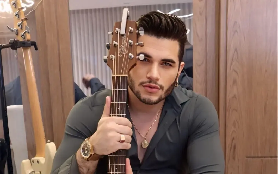 Allisson Rodrigues lança pout-pourri de sucessos da música sertaneja dos anos 2000