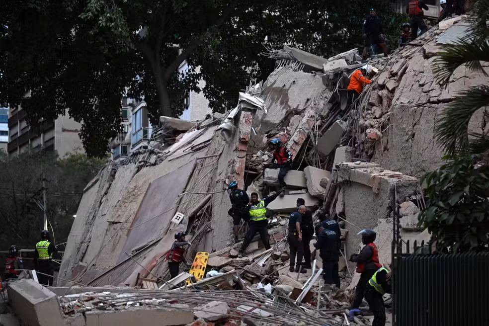 Terremoto na Venezuela: Sismo duplo deixa rastro de destruição e mortos; buscas por sobreviventes continuam